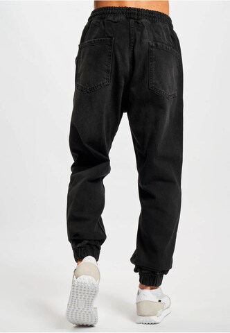 2Y Premium Tapered Jeans in Zwart