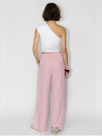 Wide Leg Pantalon 'Hose' Bianco Lucci en rose
