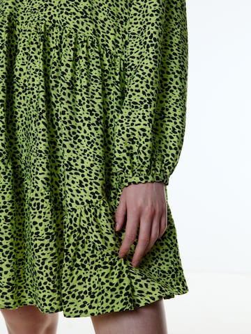 EDITED فستان 'Lil' بلون أخضر