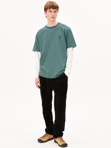 T-Shirt ARMEDANGELS en bleu : devant