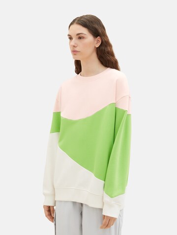TOM TAILOR DENIM Sweatshirt in Grün: Vorderseite