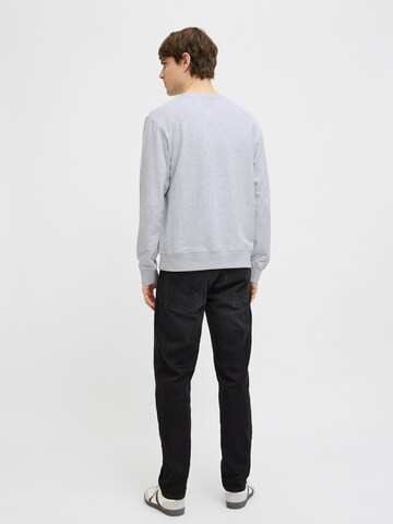 Sweat-shirt 'JREBPREPPY' JJ Rebel en gris