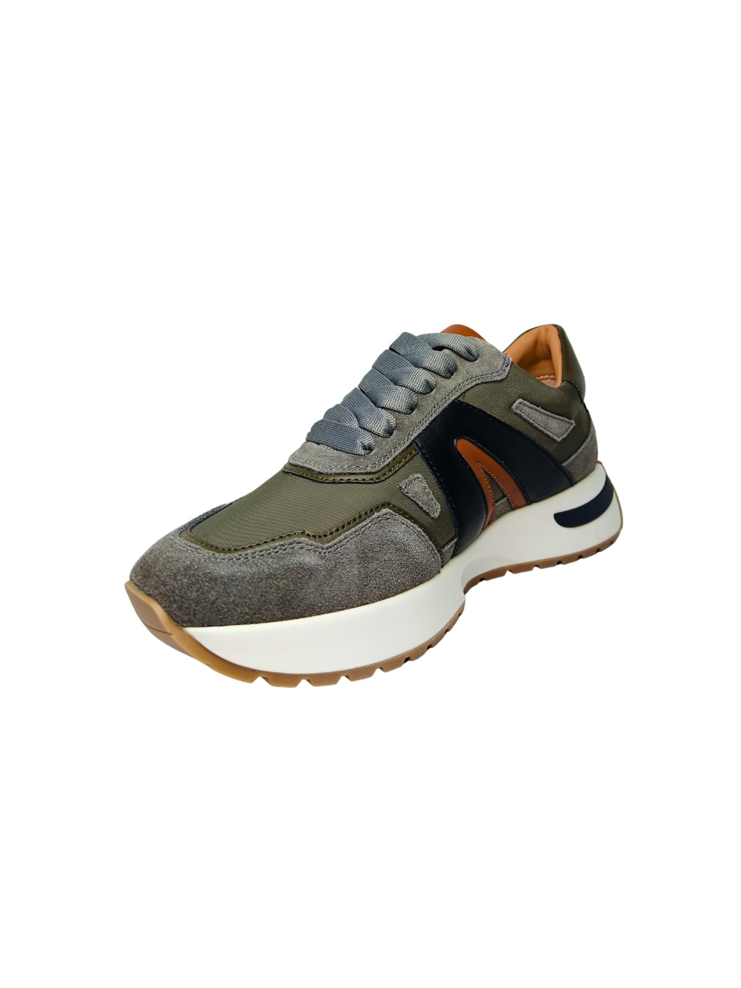 Sneaker bassa di Alexander Smith in colori misti