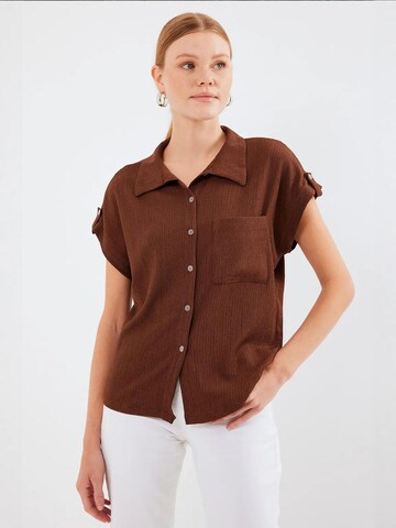 Bigdart - Blusa em castanho