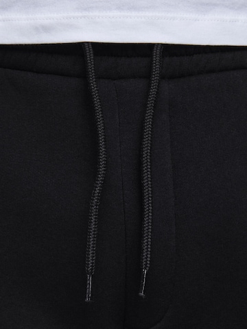 JACK & JONES - Tapered Pantalón 'Gordon' en negro