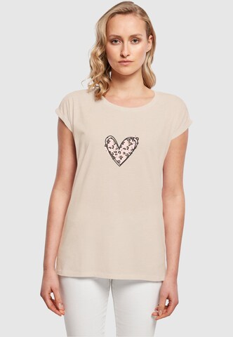 Merchcode T-Shirt 'Valentines Day - Leopard Heart' in Beige: predná strana