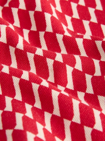 Next Setti värissä punainen