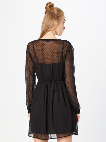 Rochie 'Danika' de la ABOUT YOU pe negru