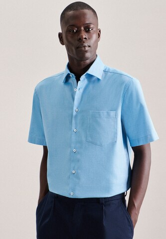 Coupe regular Chemise SEIDENSTICKER en bleu : devant