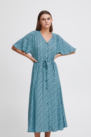 Robe-chemise 'VERA' ICHI en bleu : devant