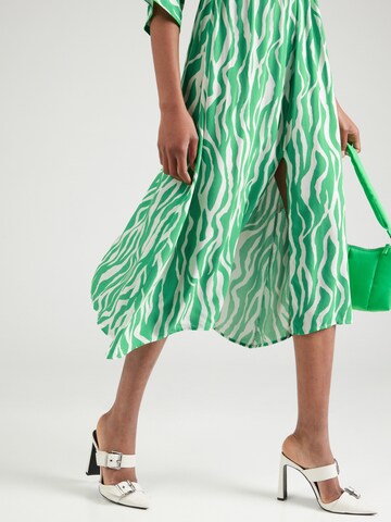 Robe Happiness İstanbul en vert