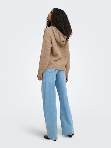 ONLY - Jersey 'NELLIE' en marrón