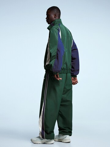 Giacca di mezza stagione di Bershka in verde