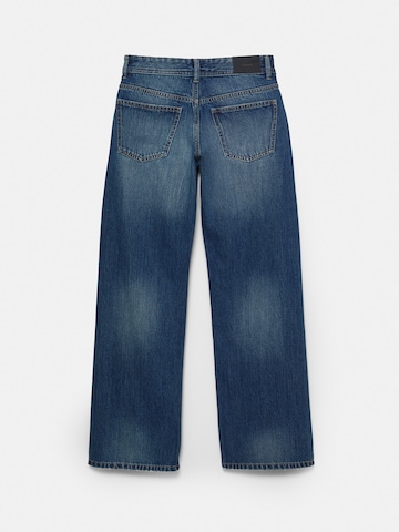 Pull&Bear Loose fit Jeans in Blue