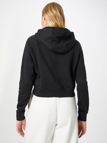 Nike Sportswear Sweatshirt in Schwarz