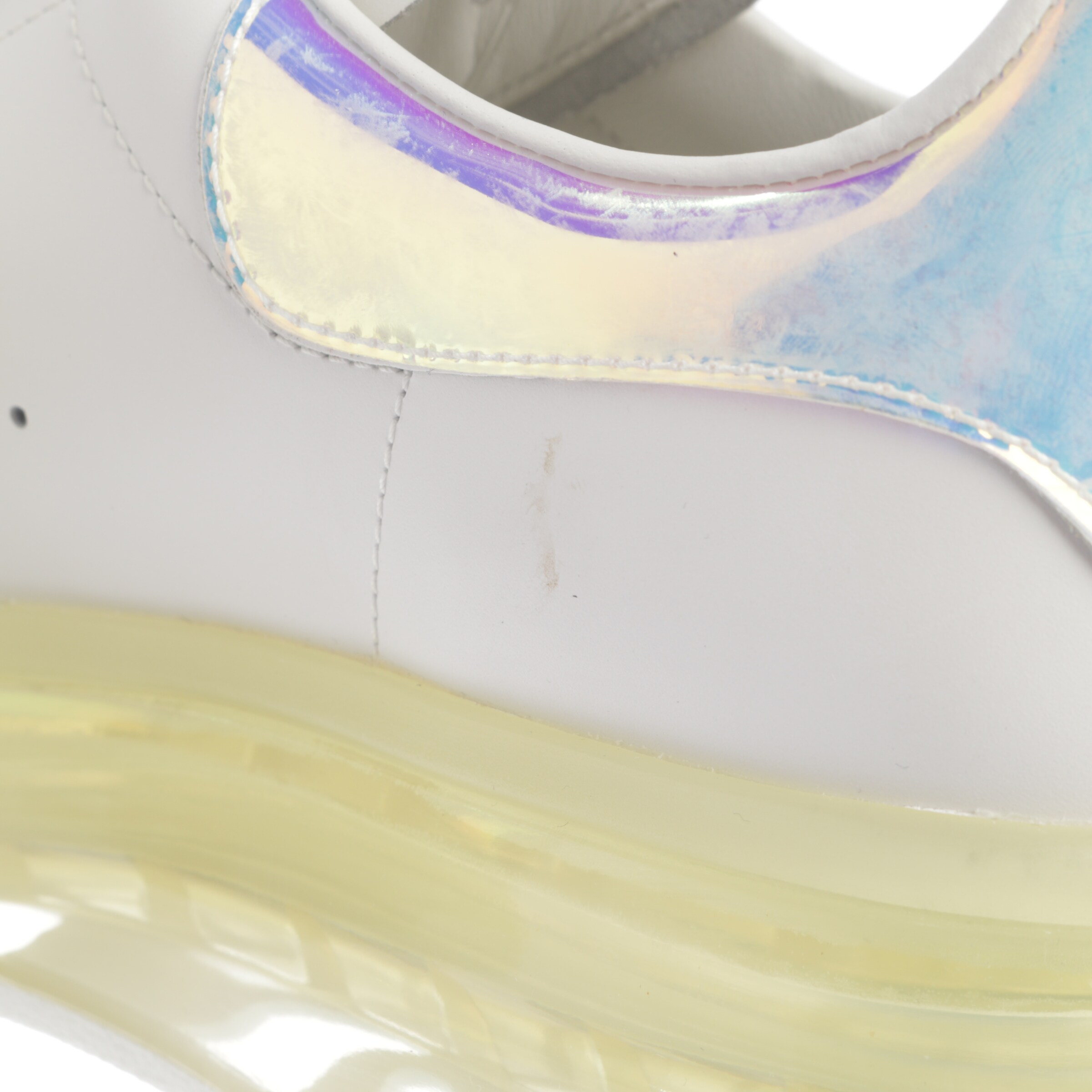 Alexander McQueen Sneakers & Trainers in 38,5 in Yellow