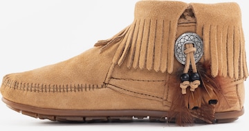 Minnetonka Bootie 'Concho' in Brown: front