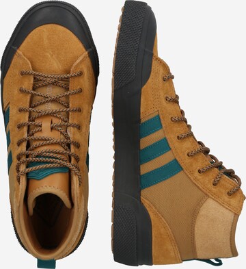 Baskets hautes 'Nizza Hi Rf Atr' ADIDAS ORIGINALS en marron