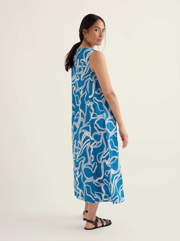 Rochie 'Cresting Waves' de la Seasalt Cornwall pe albastru