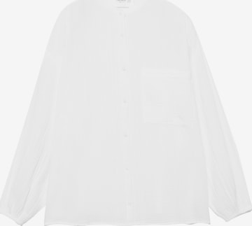 Chemisier Pull&Bear en blanc : devant