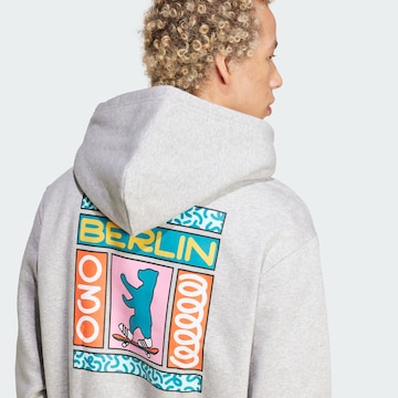 ADIDAS SPORTSWEAR Спортен суитшърт 'Berlin Bear' в сиво