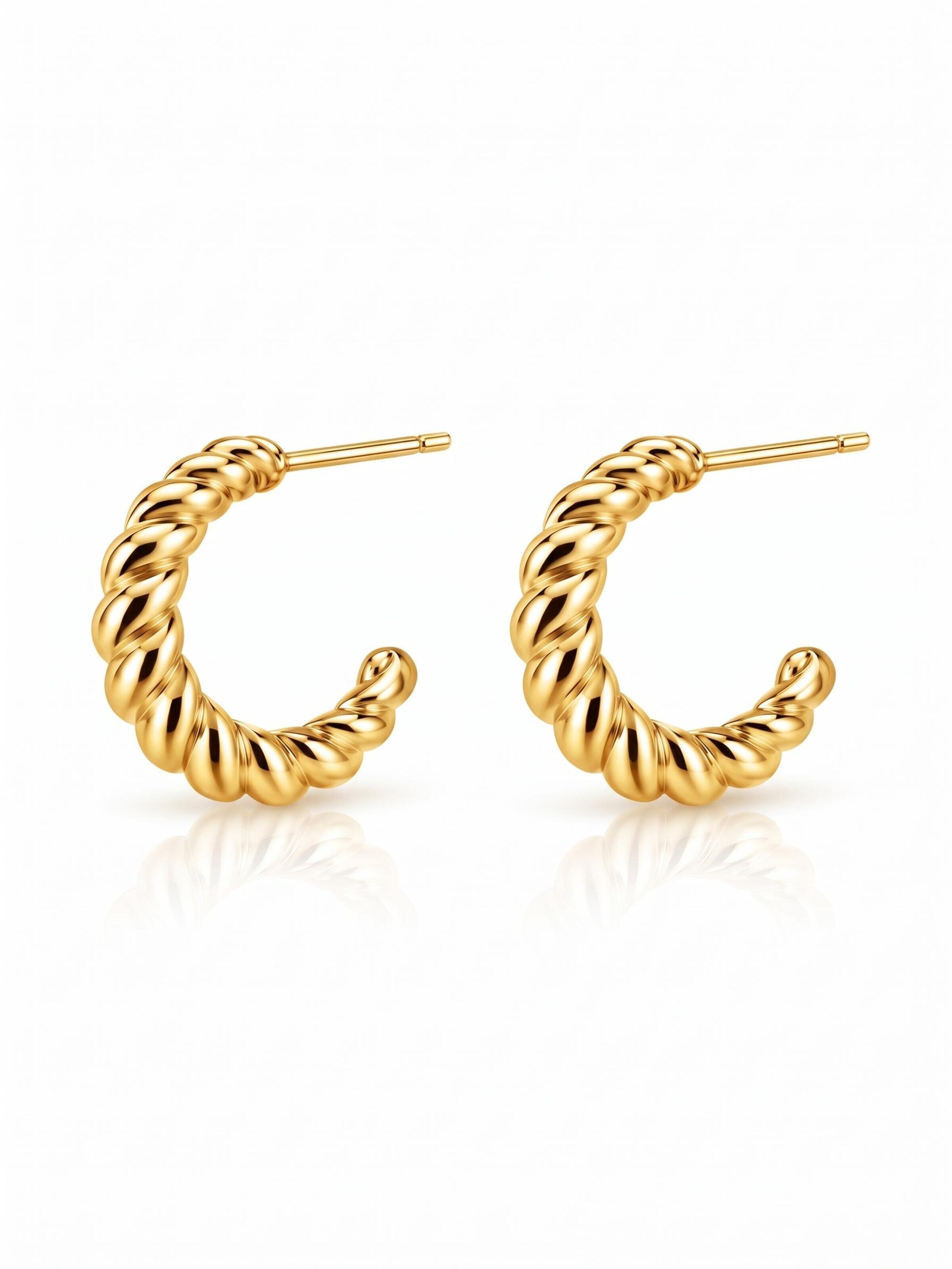Kamakula Earrings 'Twisted Croissant' in Gold: front