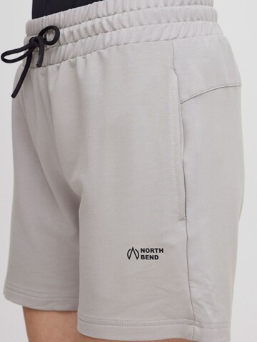 Loosefit Pantaloni 'Bea' di North Bend in grigio