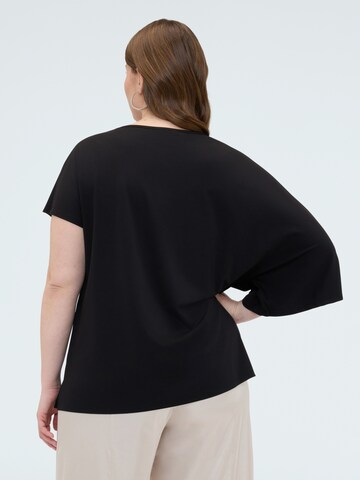 Fiorella Rubino Shirt in Zwart