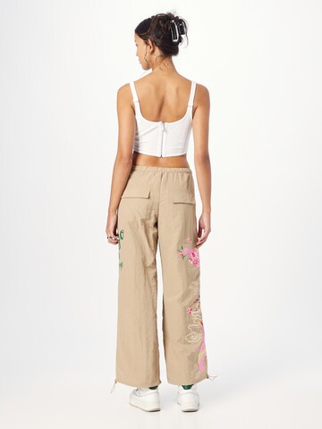 Nasty Gal Loose fit Cargo Pants in Beige