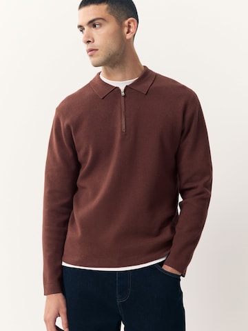 Next Pullover i rød: forside