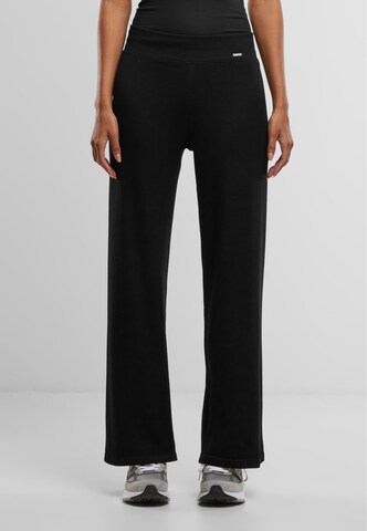 Aim'n - regular Pantalón en negro