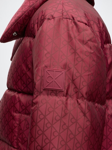 Calvin Klein Jeans - Chaqueta de entretiempo en rojo