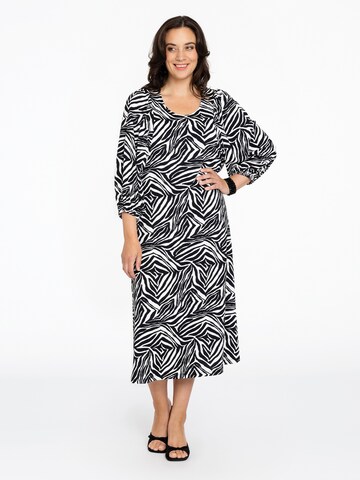 Robe YOEK en noir