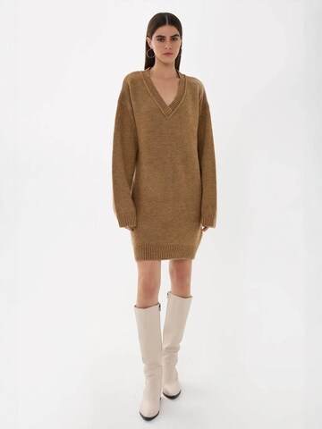 Abito in maglia di Hiccup in marrone