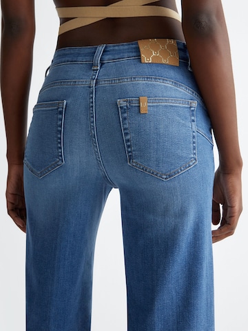 Liu Jo Flared Jeans in Blau