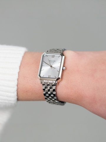 Montre à affichage analogique 'Régler Élégance Steel Silver - Silver' Régler en argent