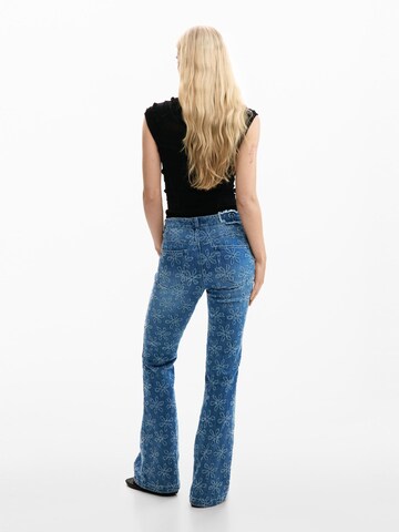 Desigual Levenevä Farkut värissä sininen