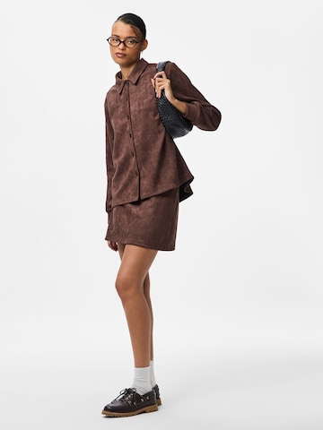 PIECES - Blusa 'PCObina' en marrón