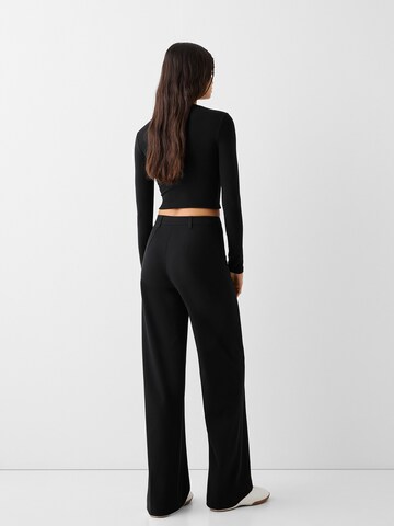 Bershka Wide Leg Bukser med fals i sort