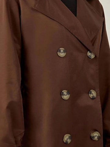 Bigdart Tussenmantel in Bruin