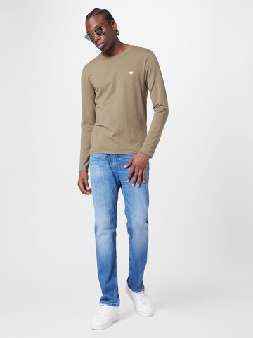 Maglietta di GUESS in marrone