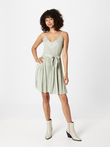 ABOUT YOU Dress 'Caitlin' in Green: front