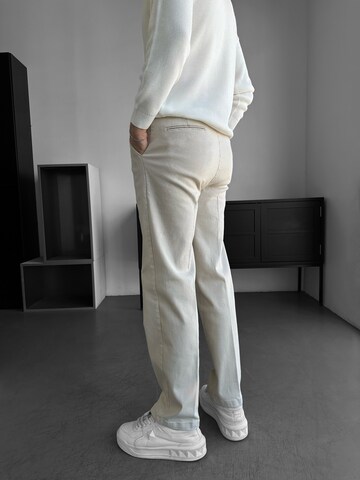 Kleidermafia Loose fit Trousers in Beige
