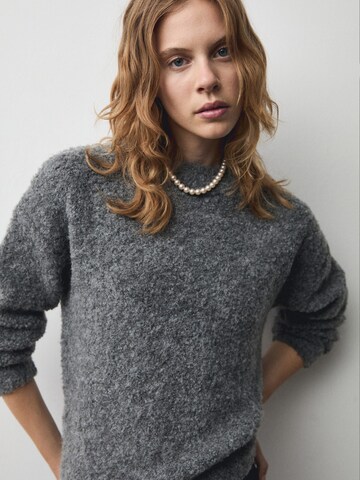 Pull-over 'PUMI' MANGO en gris : devant