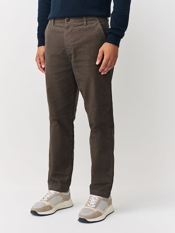Tapered Pantaloni di Next in marrone: frontale