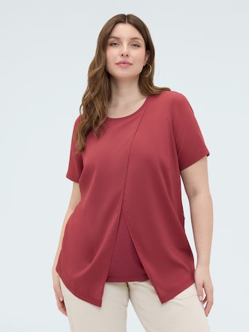 Fiorella Rubino - Top en rojo: frente
