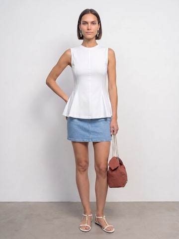 Haut Dilvin en blanc