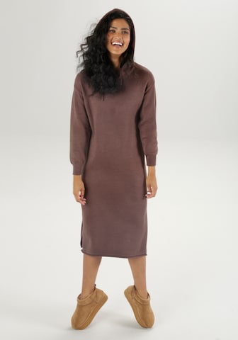 Aniston CASUAL Knitted dress in Brown