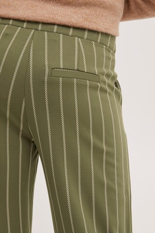 ICHI Loose fit Pants in Green