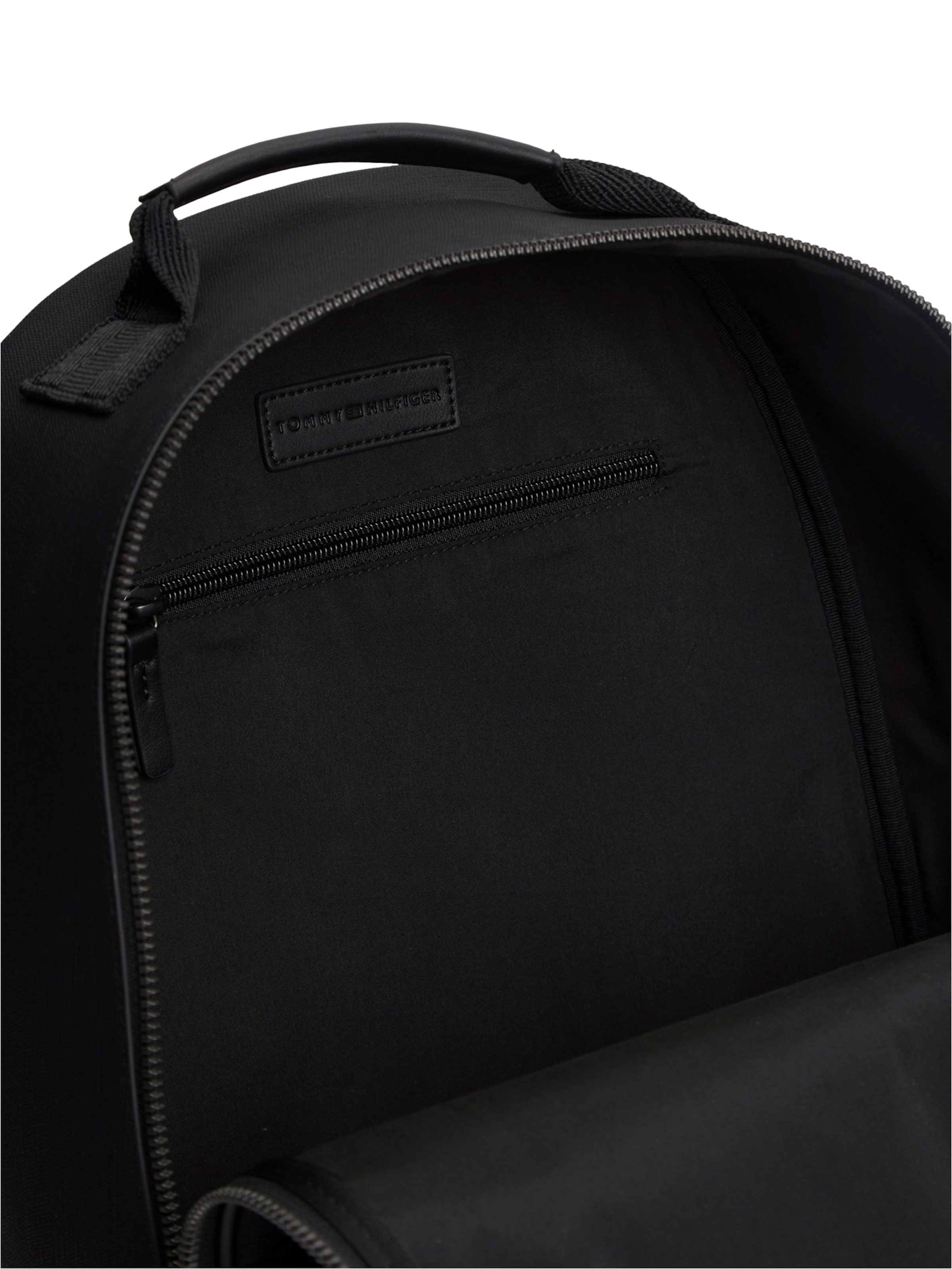 TOMMY HILFIGER Rugzak 'FOUNDATION' in Zwart